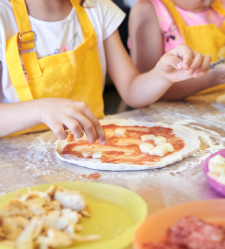 KIDS MINI PIZZA PARTY